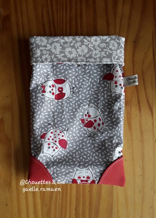 Étui pour livre de poche