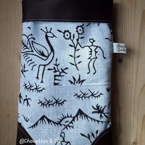 Étui pour livre de poche