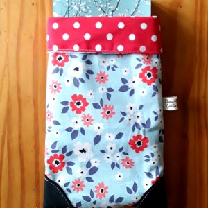Étui pour livre de poche